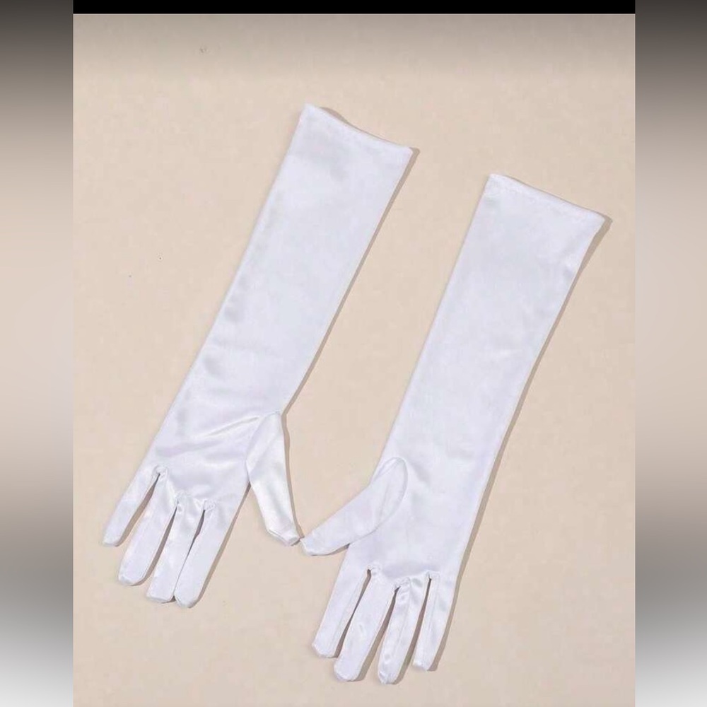 Elegant White Satin Gloves nwt - Picture 3 of 5